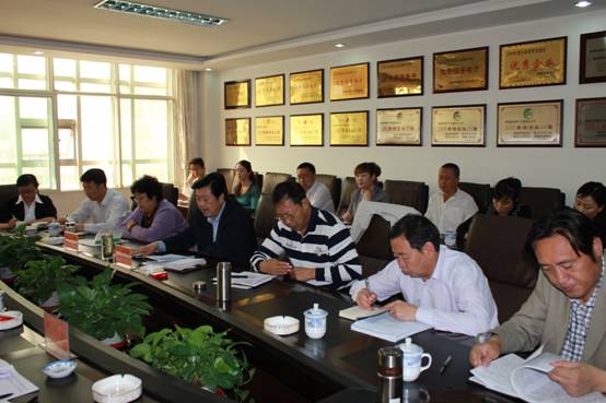 省委组织部领导赴省TVT体育官网集团开展新时期国有企业党组织发挥作用调研座谈