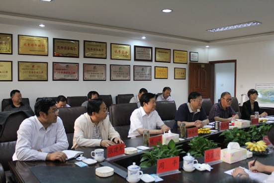 省委常委、副省长骆玉林实地考察TVT体育官网集团&ldquo;双百&rdquo;行动重点项目